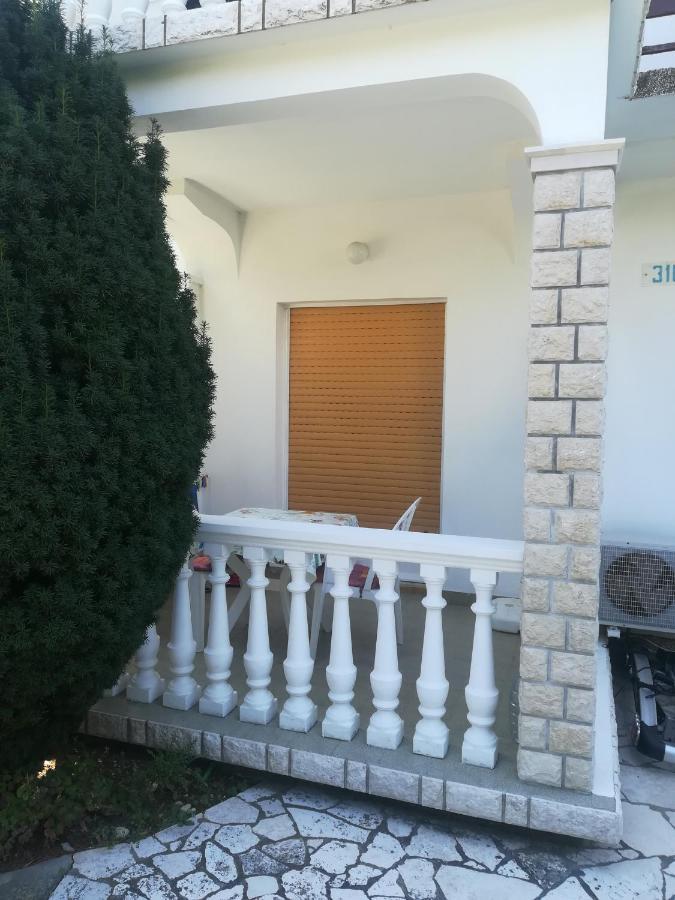 Appartement Alemka à Banjol Extérieur photo